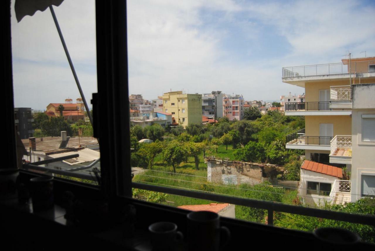 Apartment By The Beach Каламата Экстерьер фото